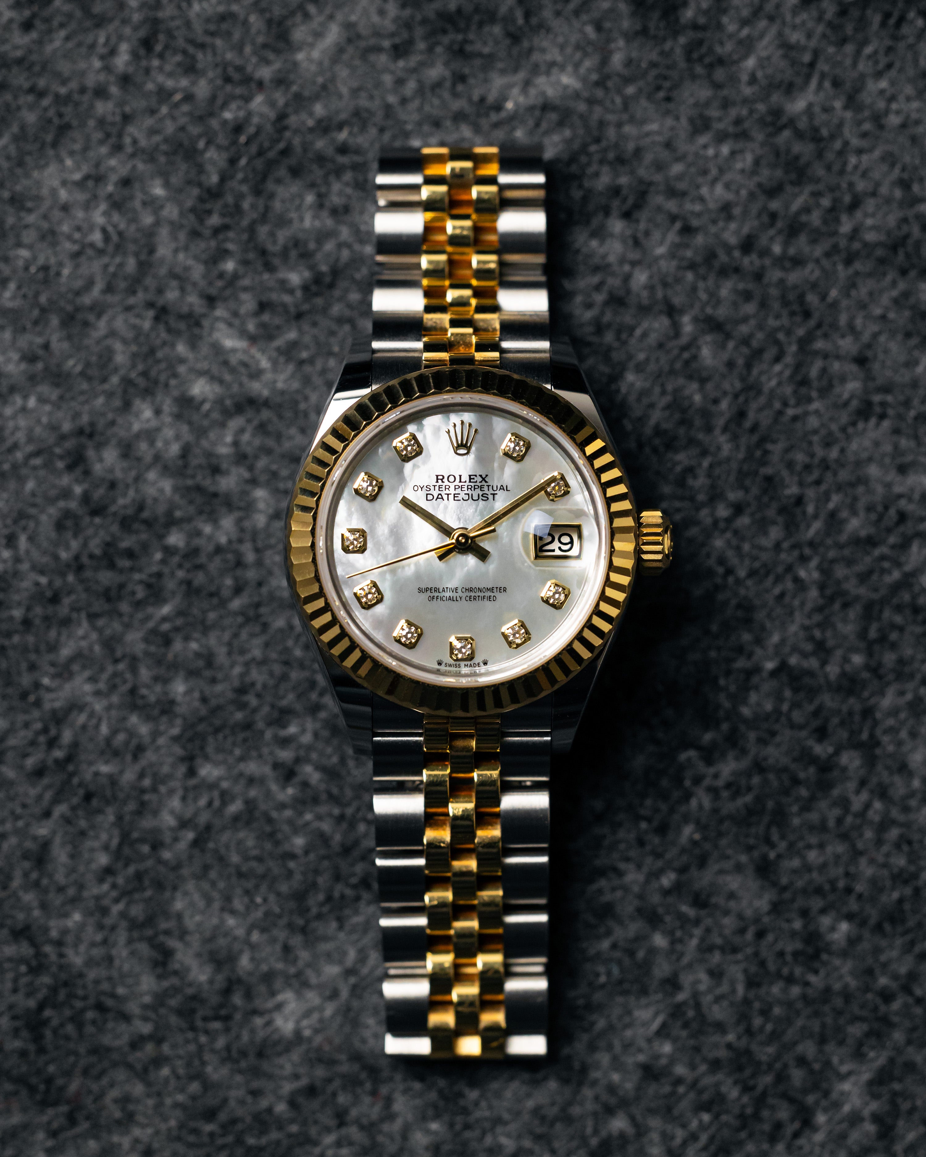 2021 Rolex Lady-Datejust 28 Two-tone Yellow Gold White MOP Diamond Dial