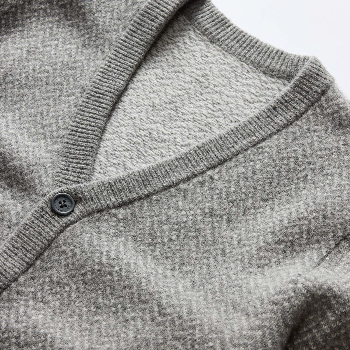 Men's Sweater Pullover Cable Knit Sweater in Natural Don in Ash Herringbone Merino