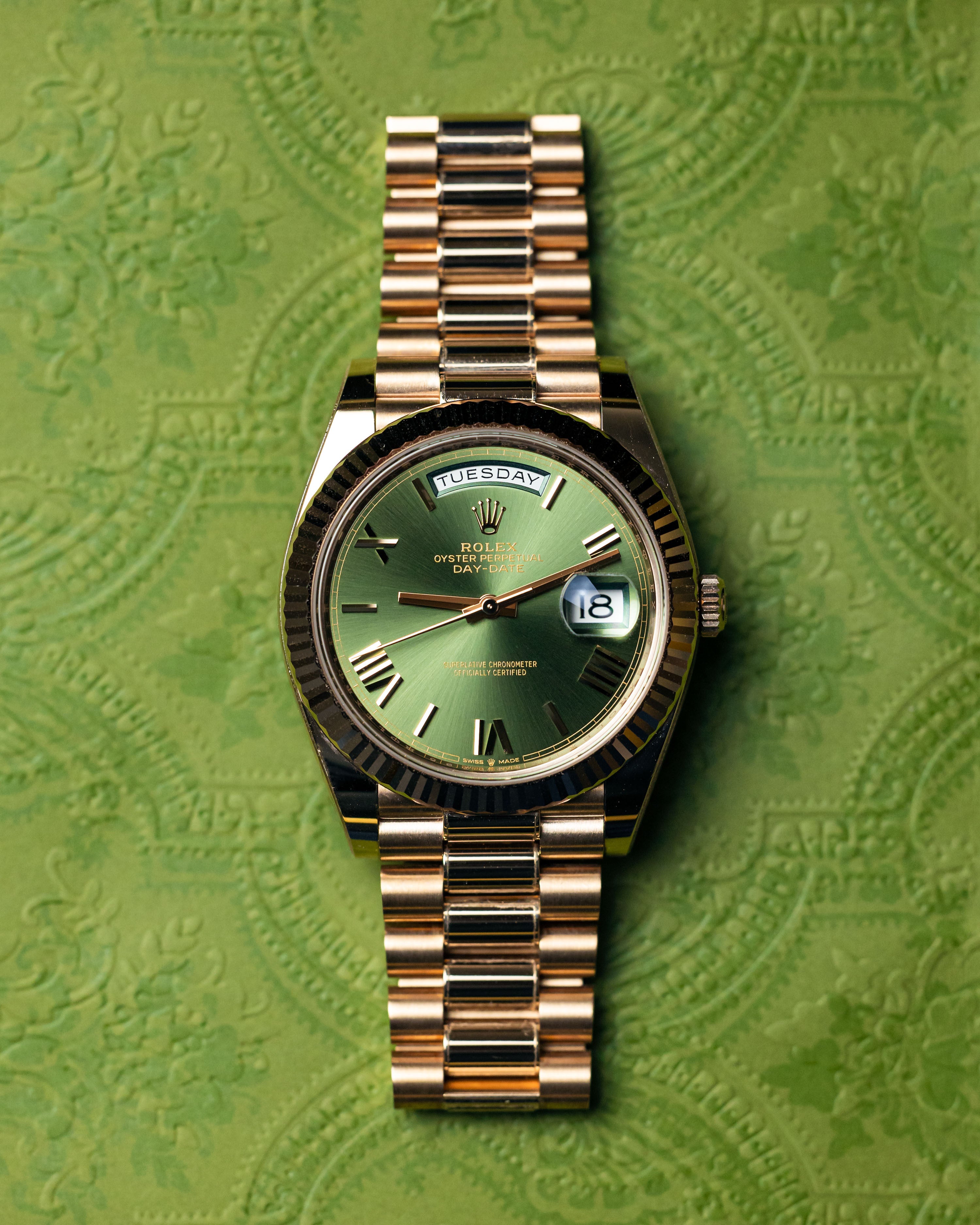 2022 Rolex Day-Date 40mm RG/Olive M228235