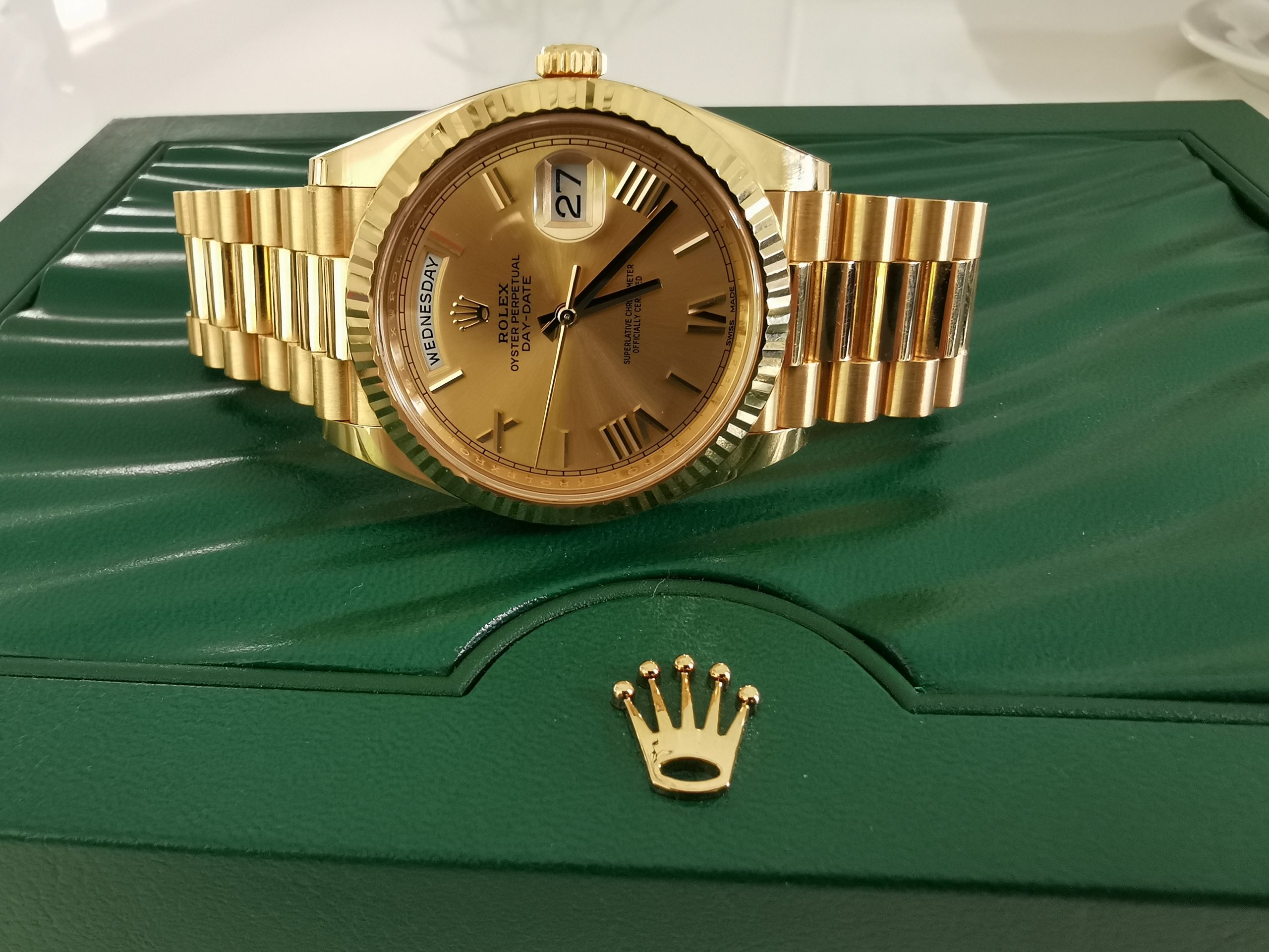 Rolex Day-Date 40 Presidential Champagne dial, Fluted Bezel, President bracelet, Yellow gold Watch