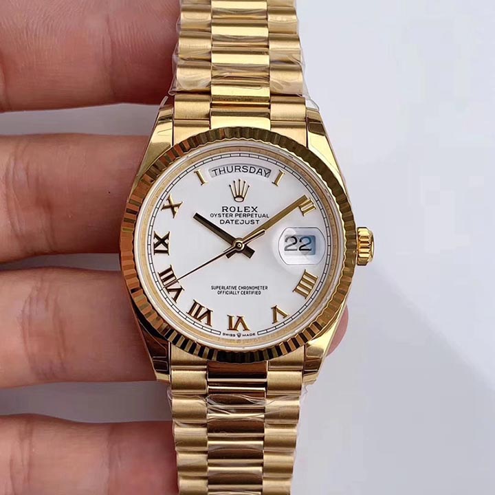 Rolex Day-Date 36-118238-83208