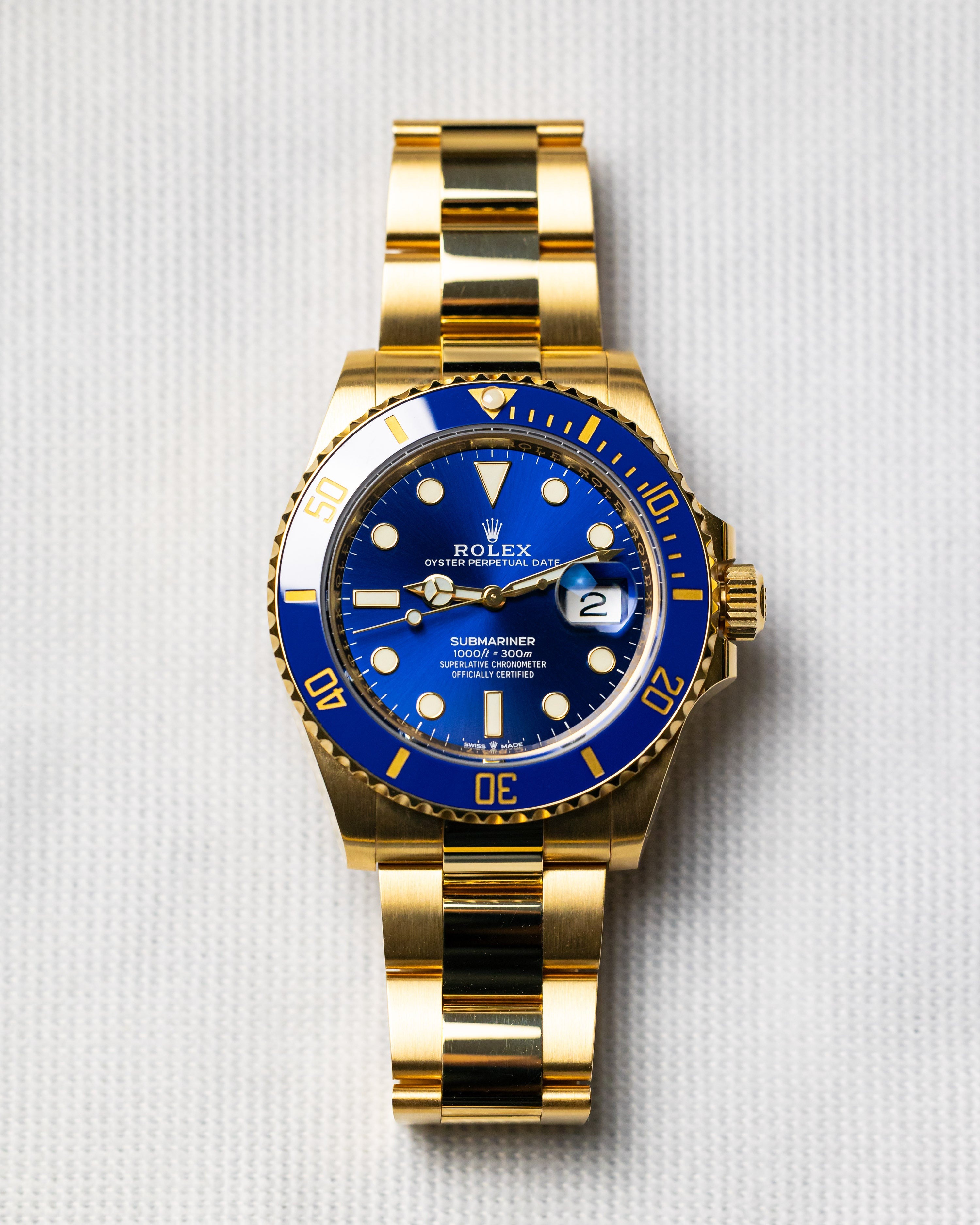 Rolex Submariner Date Oyster, 41 mm, yellow gold, Reference 126618LN