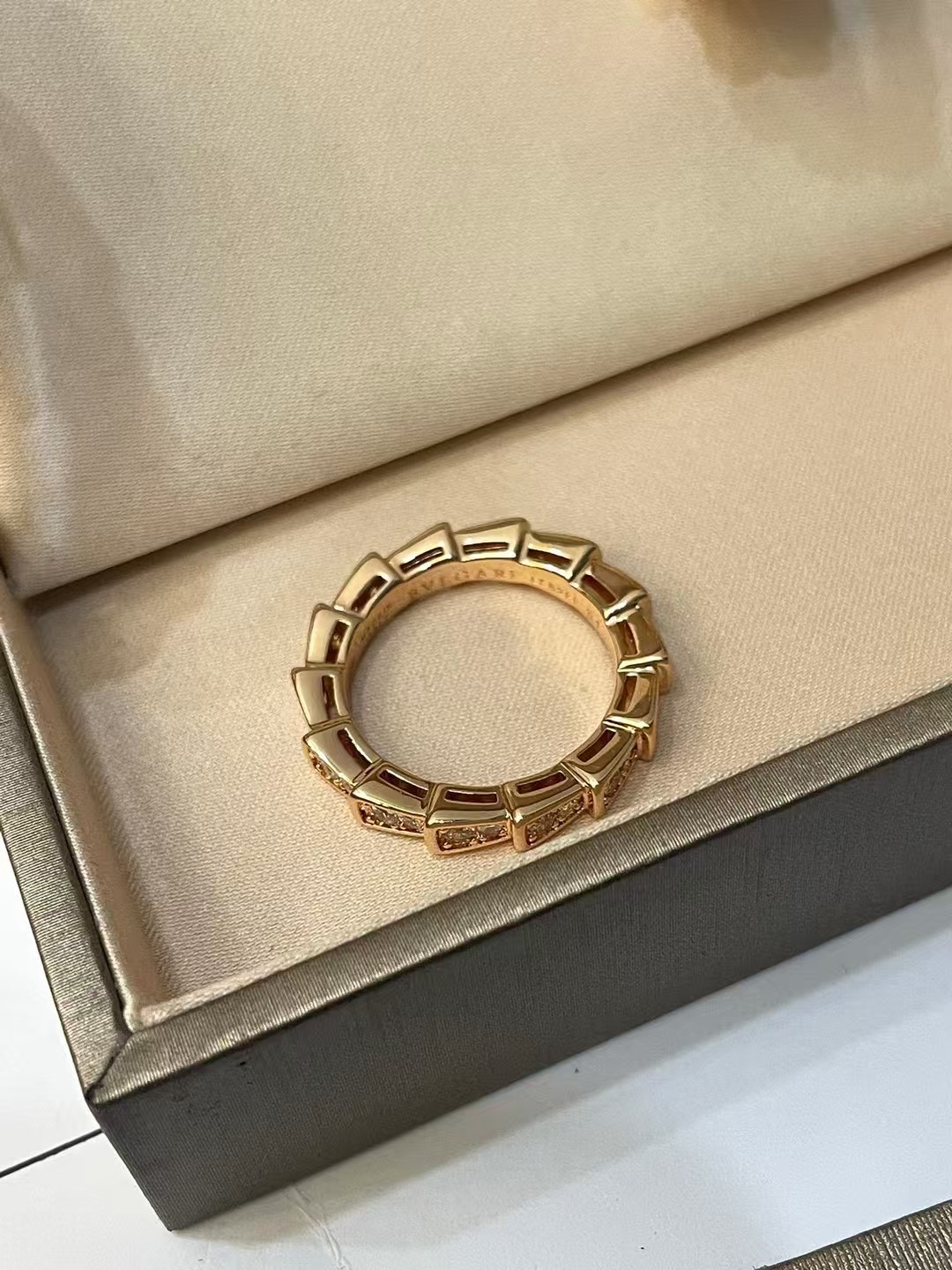 BVLGARI Serpenti Viper Set – Élégance Dorée - luxuryevafr