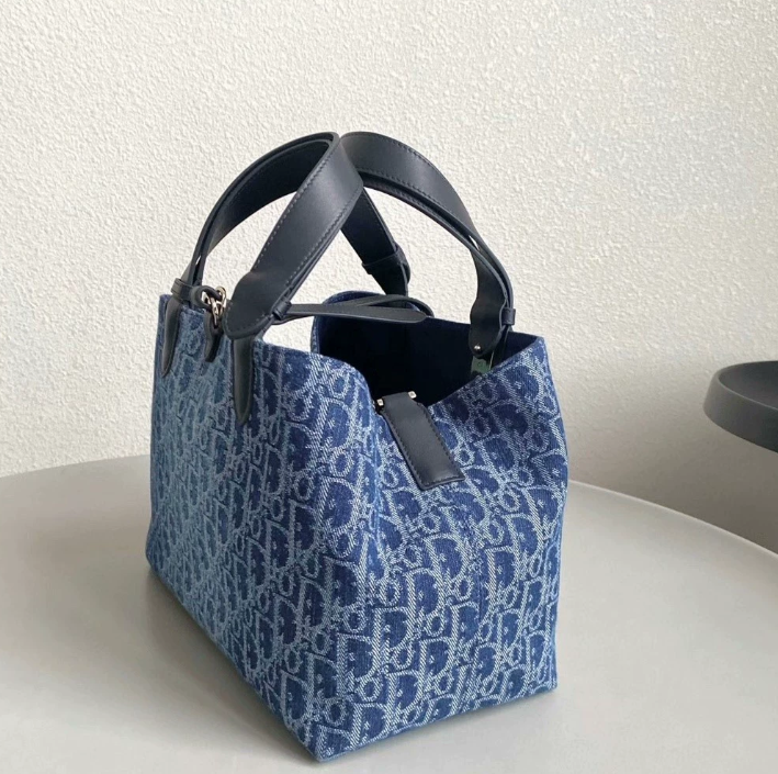Medium Dior Toujours Bag - luxuryevafr