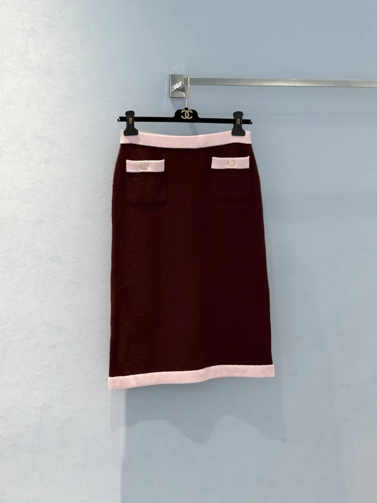 CHANEL 25A Métiers d'Art Exclusive Collection Skirt - luxuryevafr