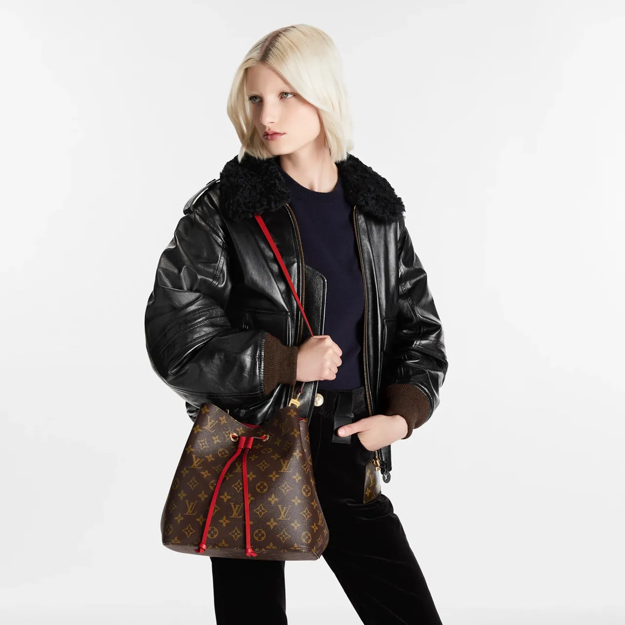 Néonoe M44021 - luxuryevafr