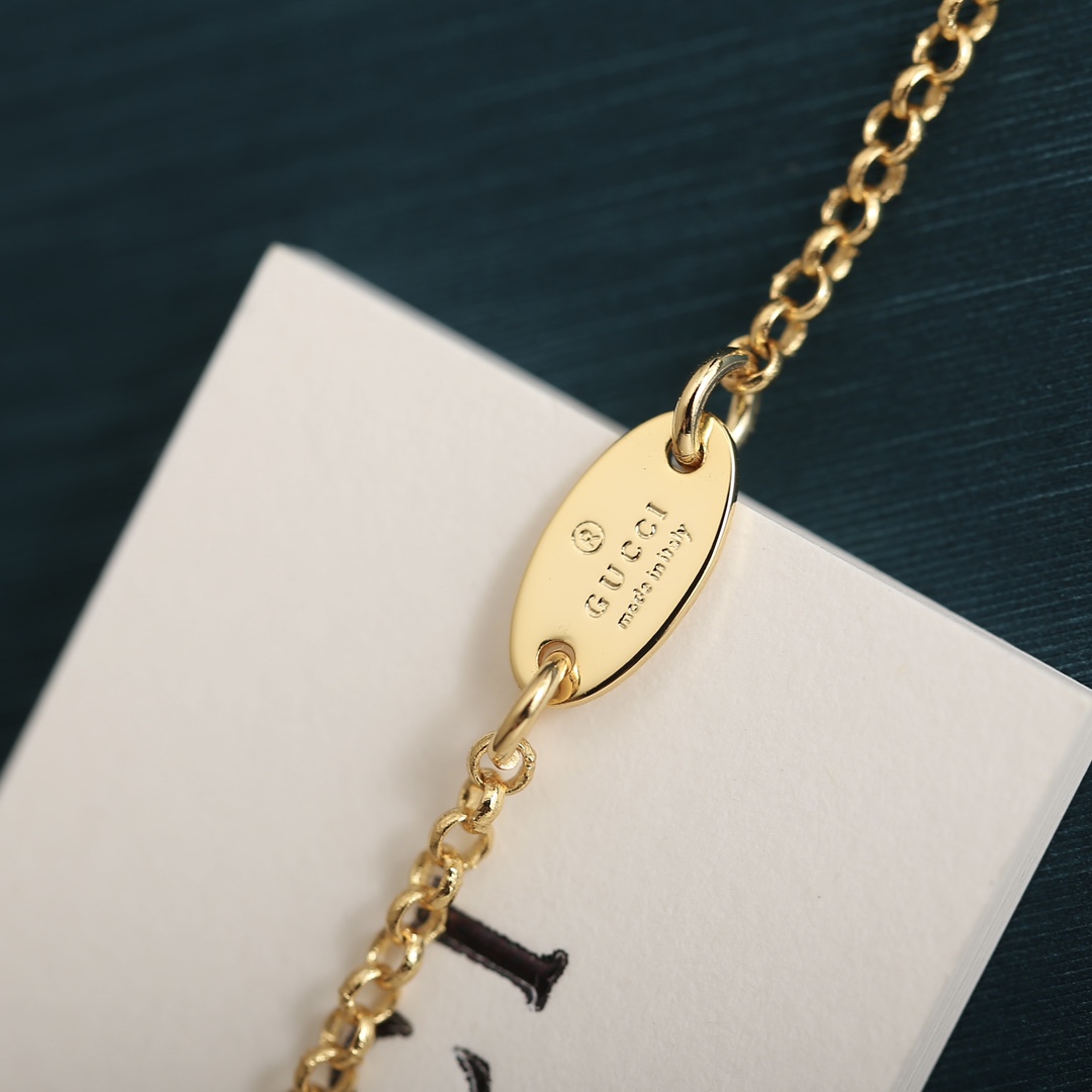 Collection de colliers Gucci Blondie - luxuryevafr