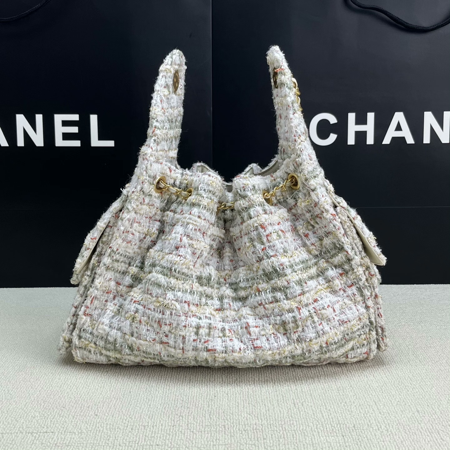 Petit sac à main CHANEL 25 - luxuryevafr