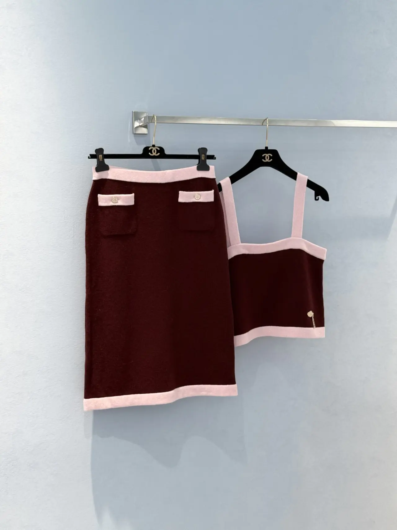 CHANEL 25A Métiers d'Art Exclusive Collection Skirt - luxuryevafr