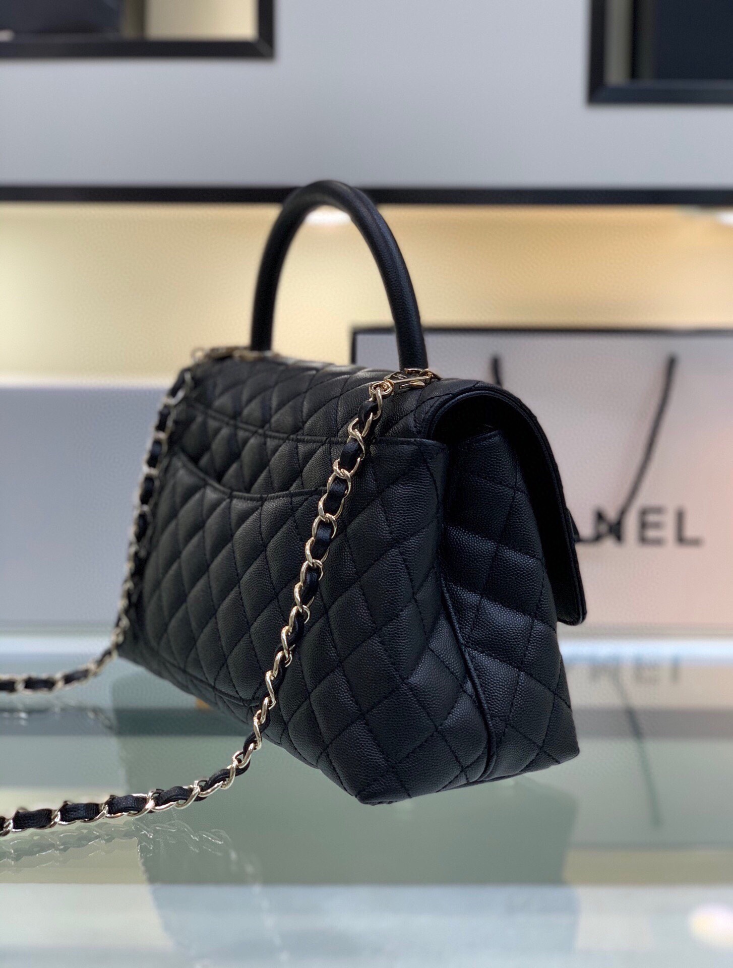 Sac à main Chanel Coco Caviar-Noir - luxuryevafr