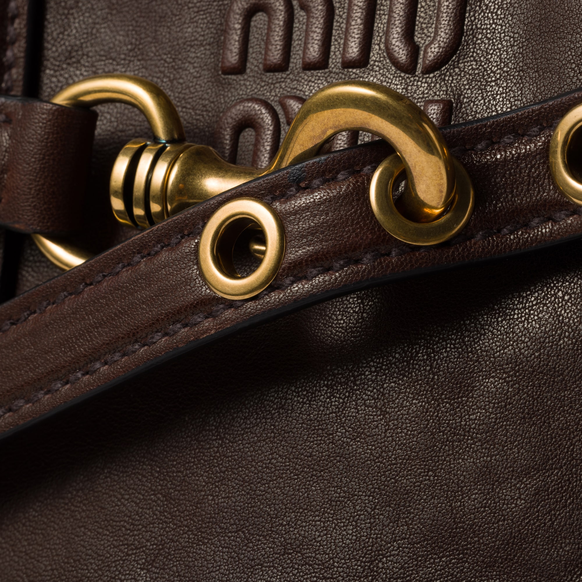 Sac Miu Miu Adventure Cuir Nappa Luxueux Briarwood - luxuryevafr