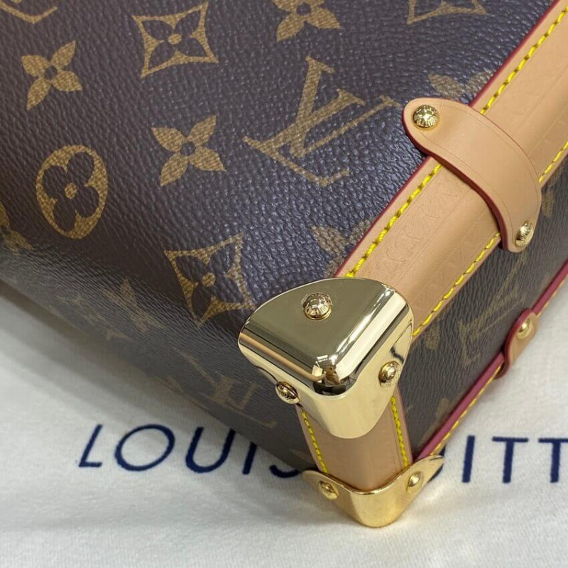 Sac à main Louis Vuitton SIDE TRUNK M46358 MONOGRAM - luxuryevafr