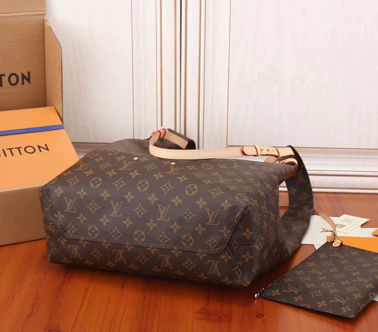 LV Atlantis M46817 GM - luxuryevafr