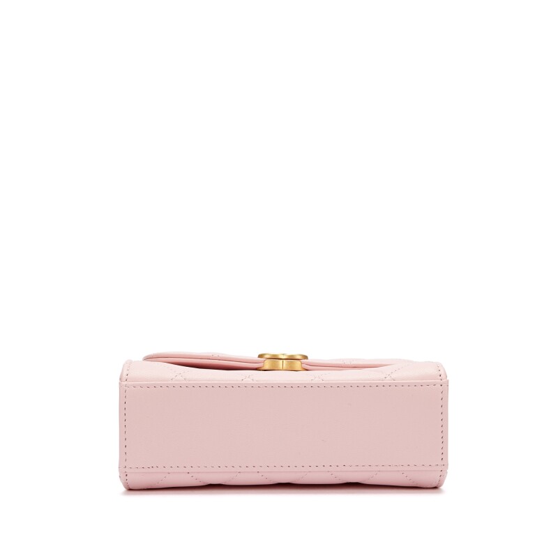Sac à rabat Chanel en cuir d'agneau matelassé rose pâle, finitions dorées, 2022 - luxuryevafr