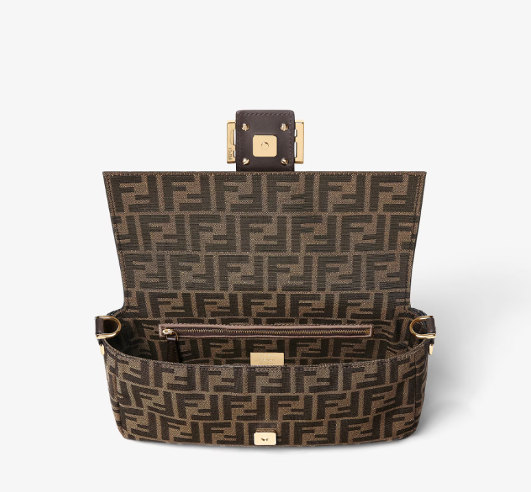 FENDI Baguette Marron Tabac - luxuryevafr