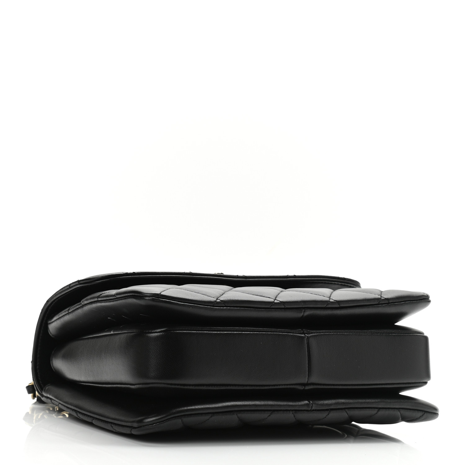 Petit sac à rabat tendance CC matelassé en cuir d'agneau noir - luxuryevafr