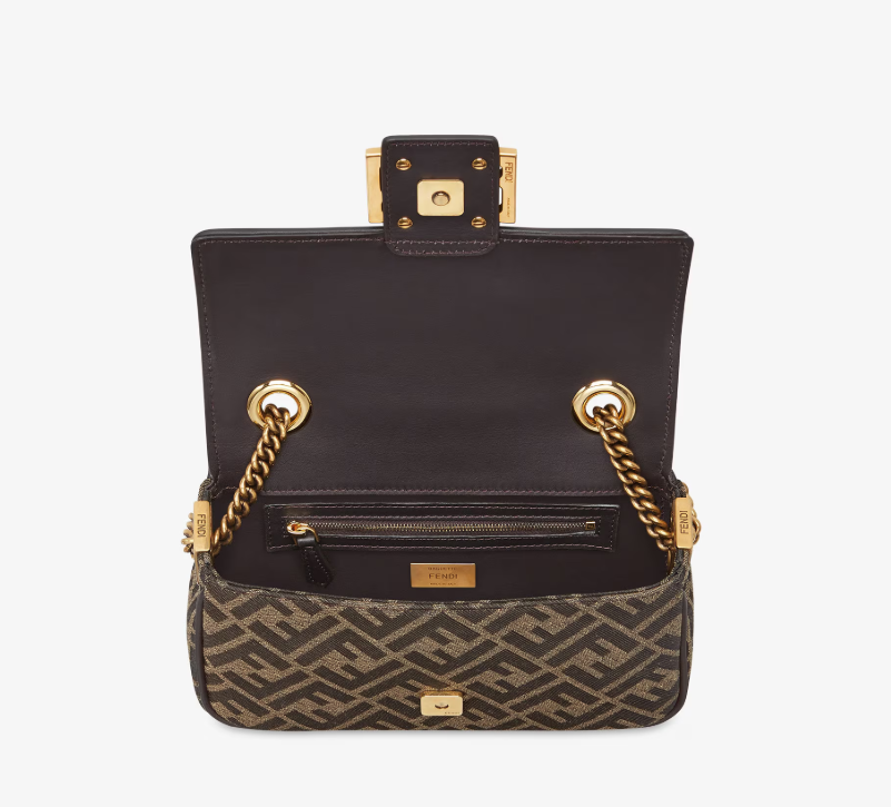 Sac baguette midi FENDI avec chaîne - luxuryevafr