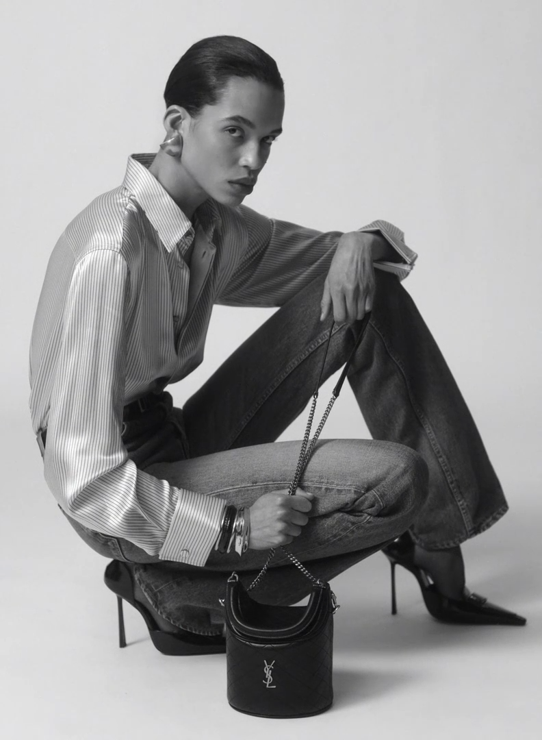 Sac seau YSL GABY en cuir d'agneau - Noir - luxuryevafr