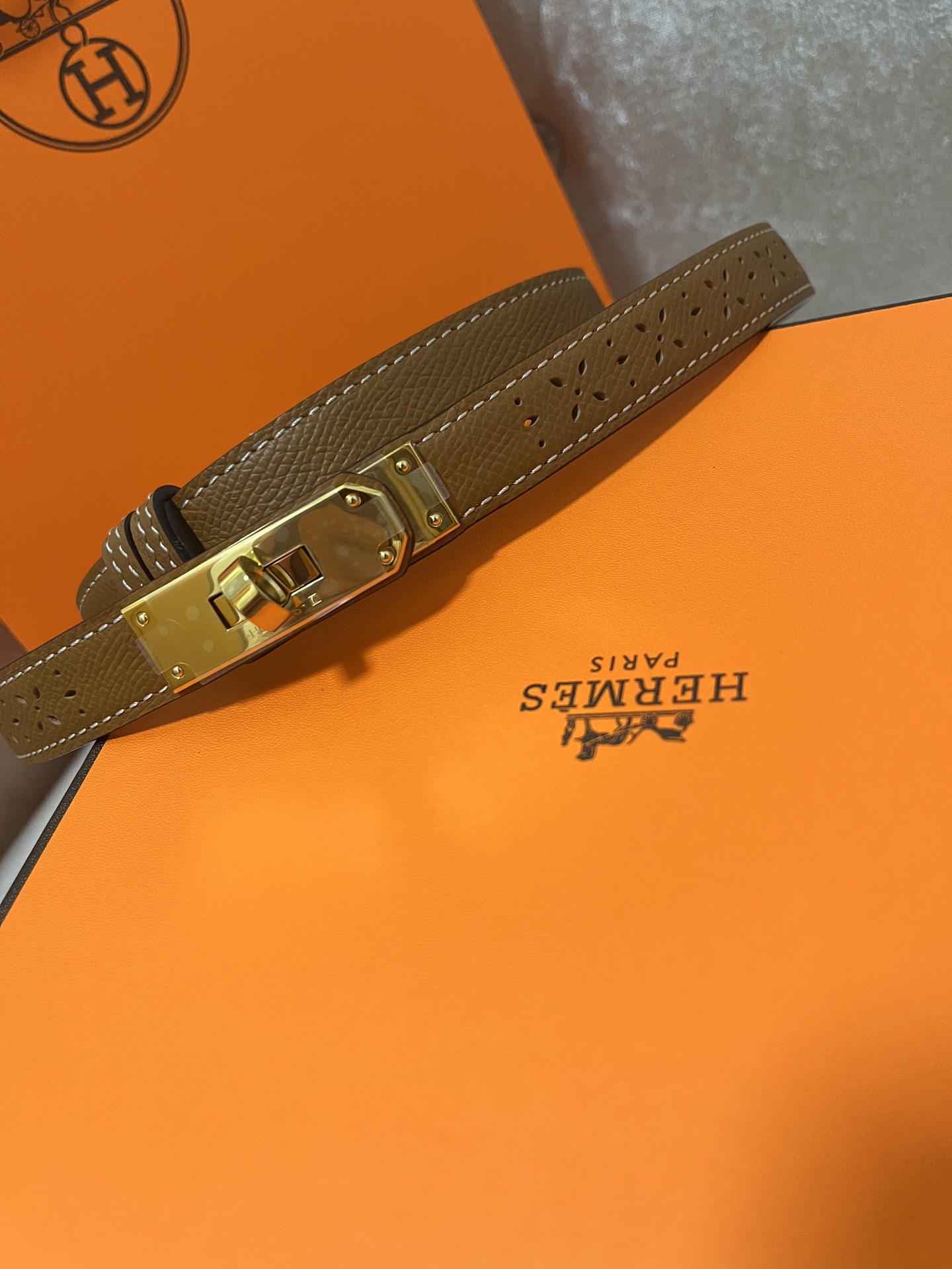 Ceinture Hermès Kelly pour femme - luxuryevafr