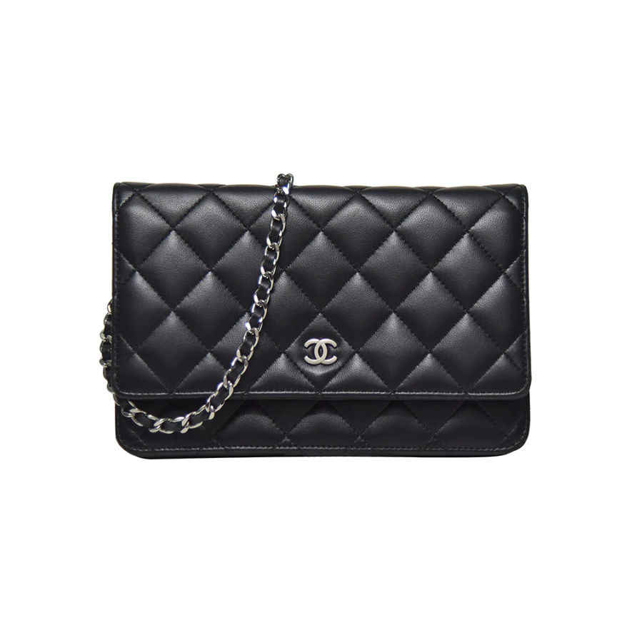 Portefeuille Chanel sur chaîne WOC en cuir d'agneau noir - luxuryevafr