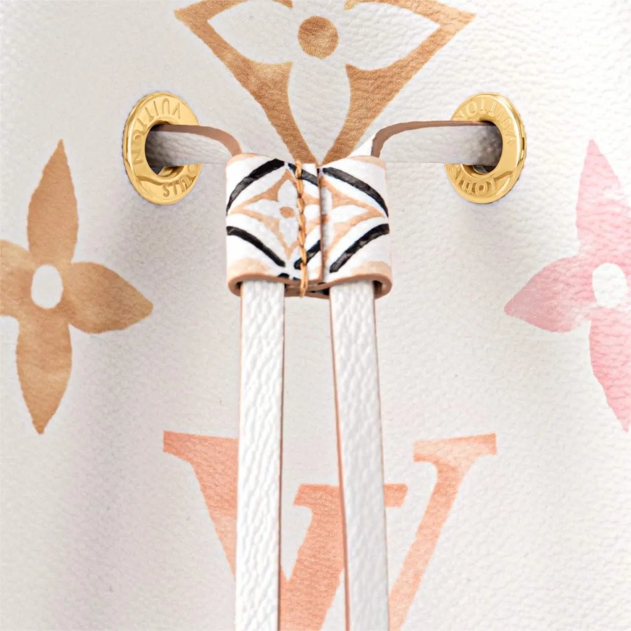 Néonoe BB M22985 - luxuryevafr