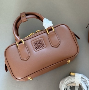 MIUMIU Arcadie leather bag - luxuryevafr