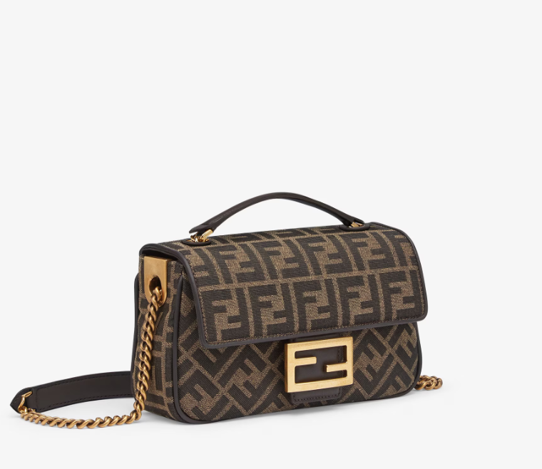 Sac baguette midi FENDI avec chaîne - luxuryevafr