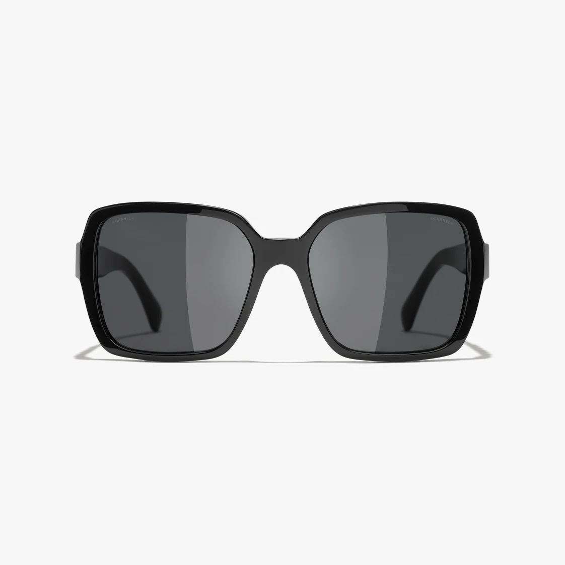 LUNETTES DE SOLEIL CHANEL CARRÉES Acétate Noir - luxuryevafr