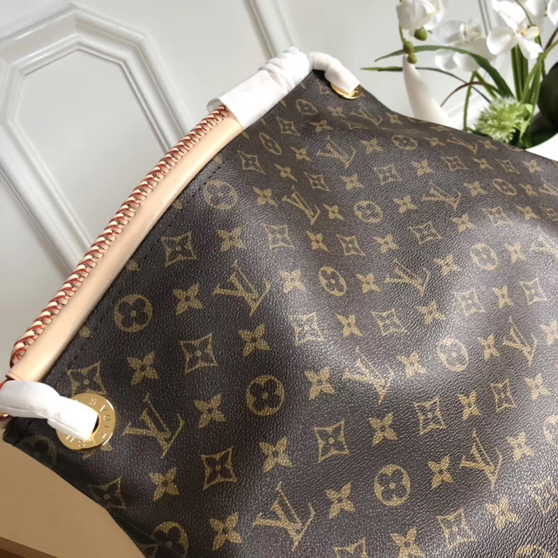 Louis Vuitton Artsy MM — Cabas bohème - luxuryevafr
