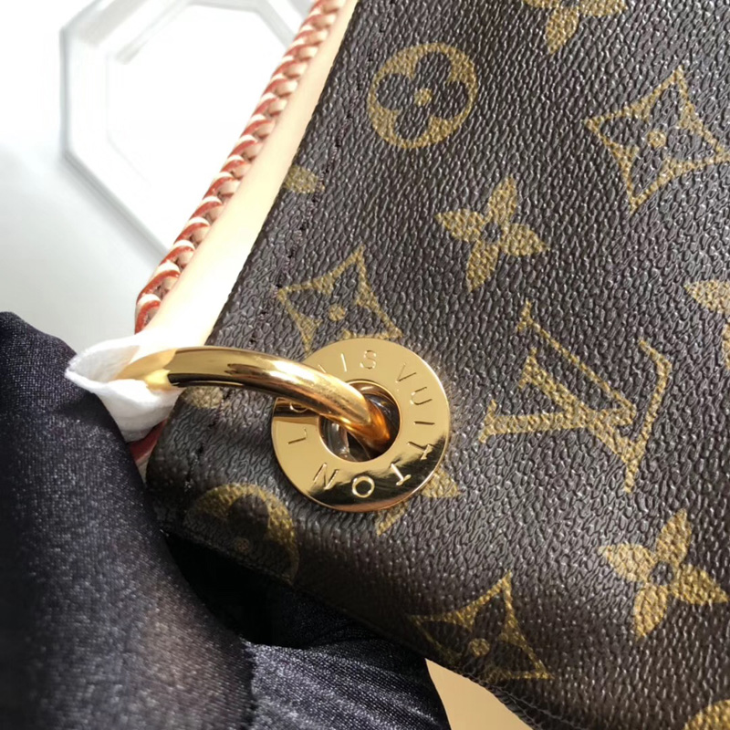 Louis Vuitton Artsy MM — Cabas bohème - luxuryevafr