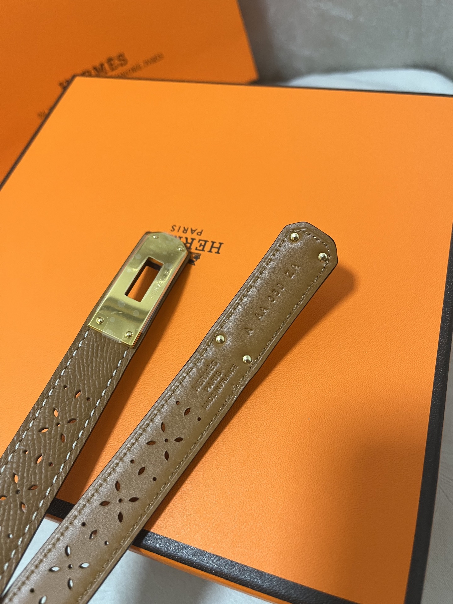 Ceinture Hermès Kelly pour femme - luxuryevafr