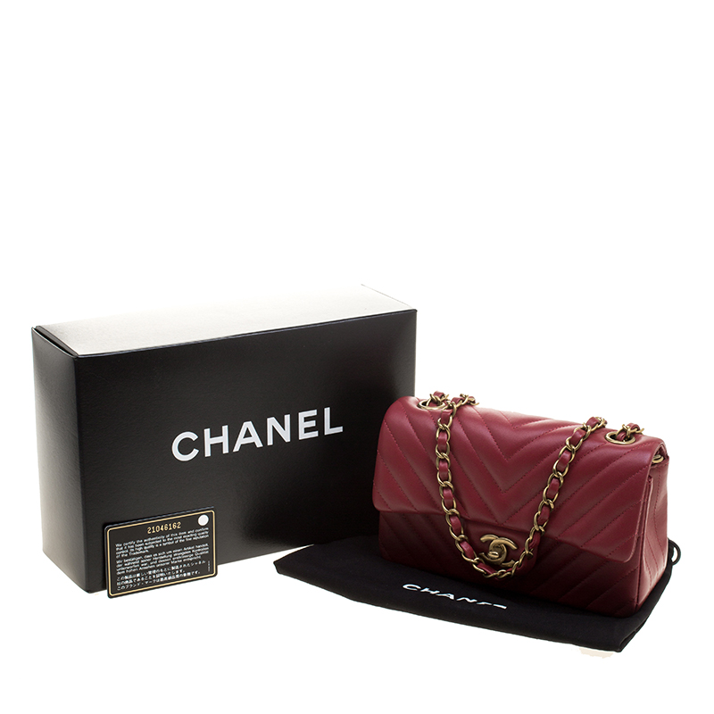 Mini sac à rabat classique en cuir à chevrons rouge foncé - luxuryevafr