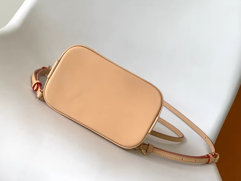 Sac à dos LV Alma M47132 - luxuryevafr