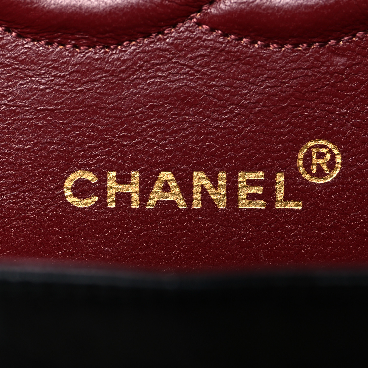 Sac à rabat moyen matelassé en cuir d'agneau noir - luxuryevafr