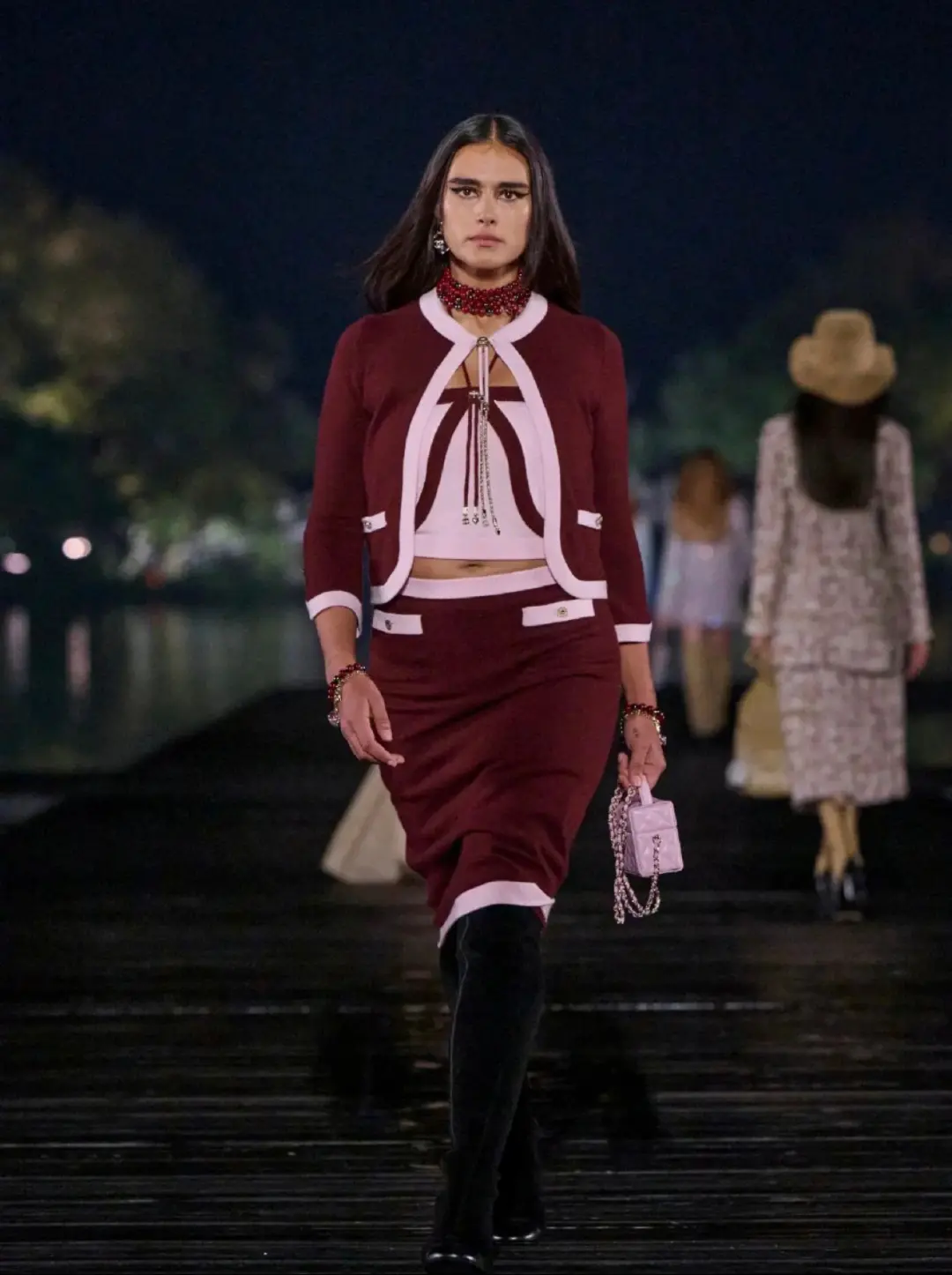 CHANEL 25A Métiers d'Art Exclusive Collection Skirt - luxuryevafr