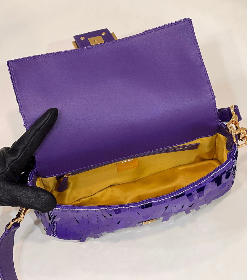 Sac à paillettes violet FENDI Baguette - luxuryevafr