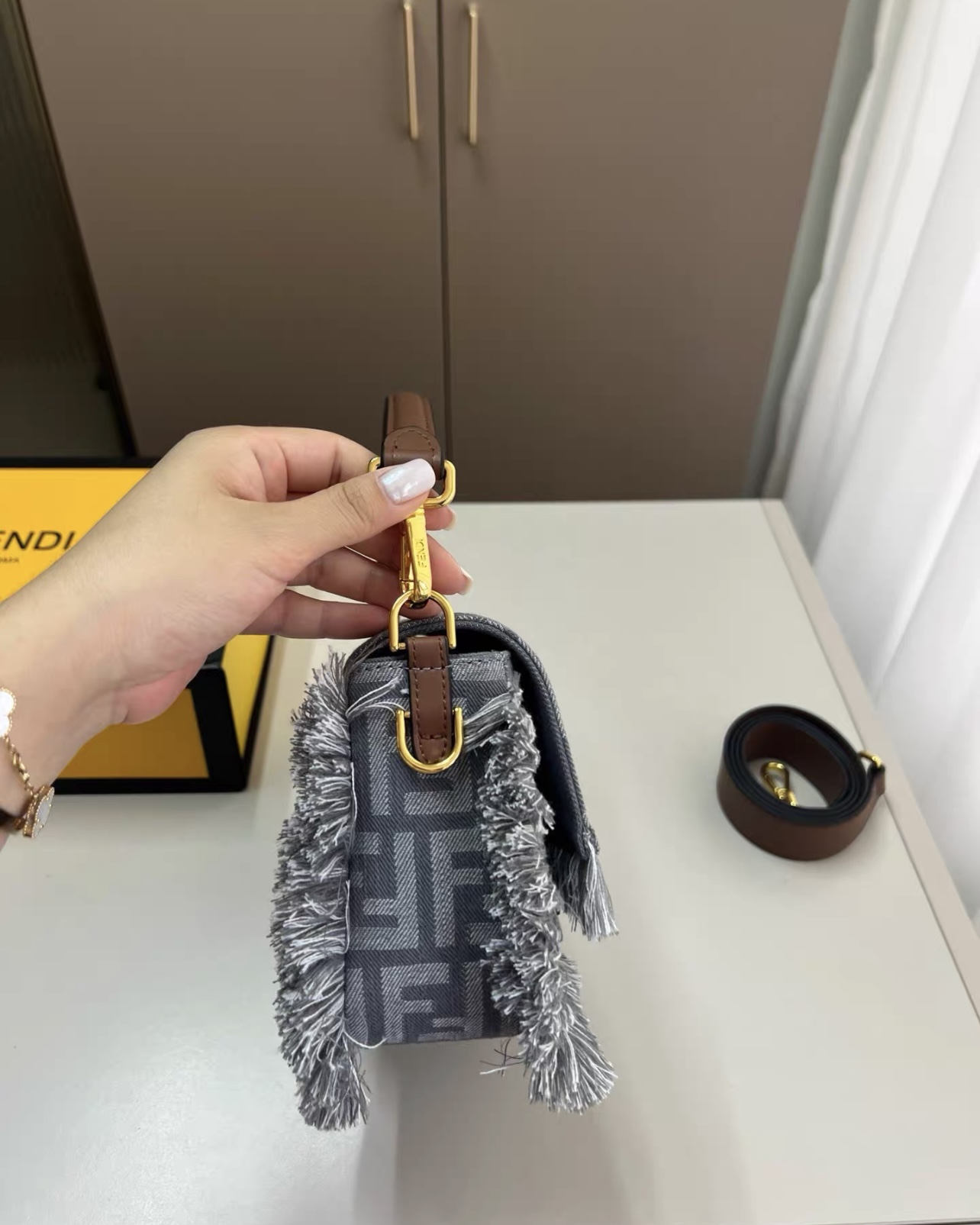 Baguette Fendi - luxuryevafr