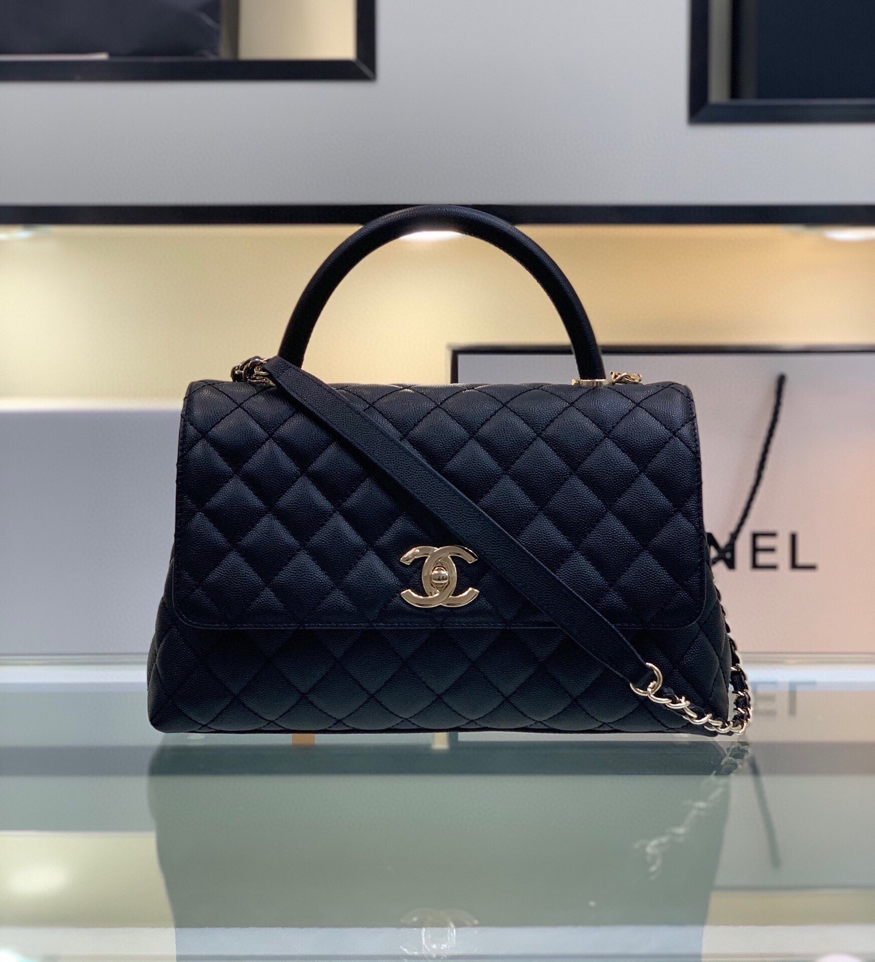 Sac à main Chanel Coco Caviar-Noir - luxuryevafr