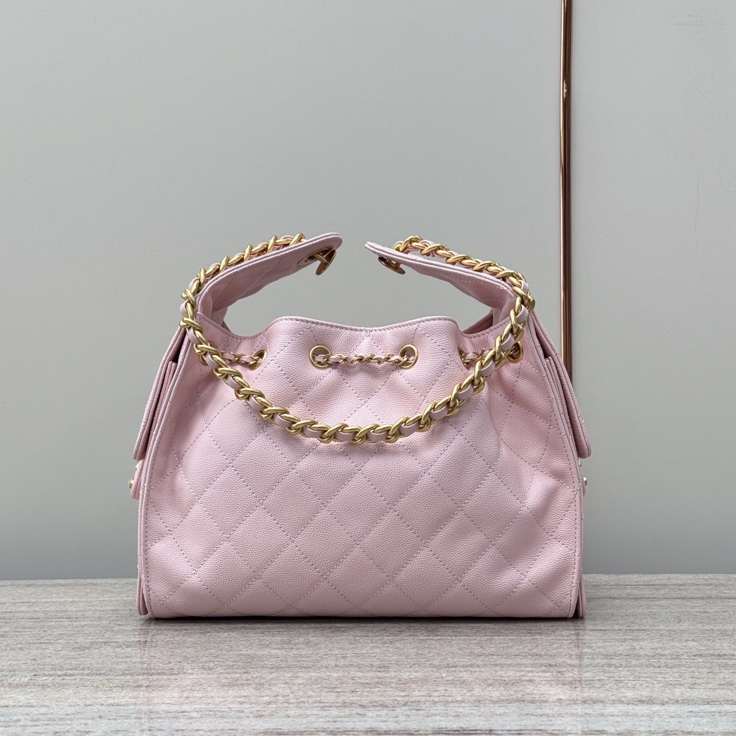 Petit sac à main CHANEL 25 - Rose clair - luxuryevafr