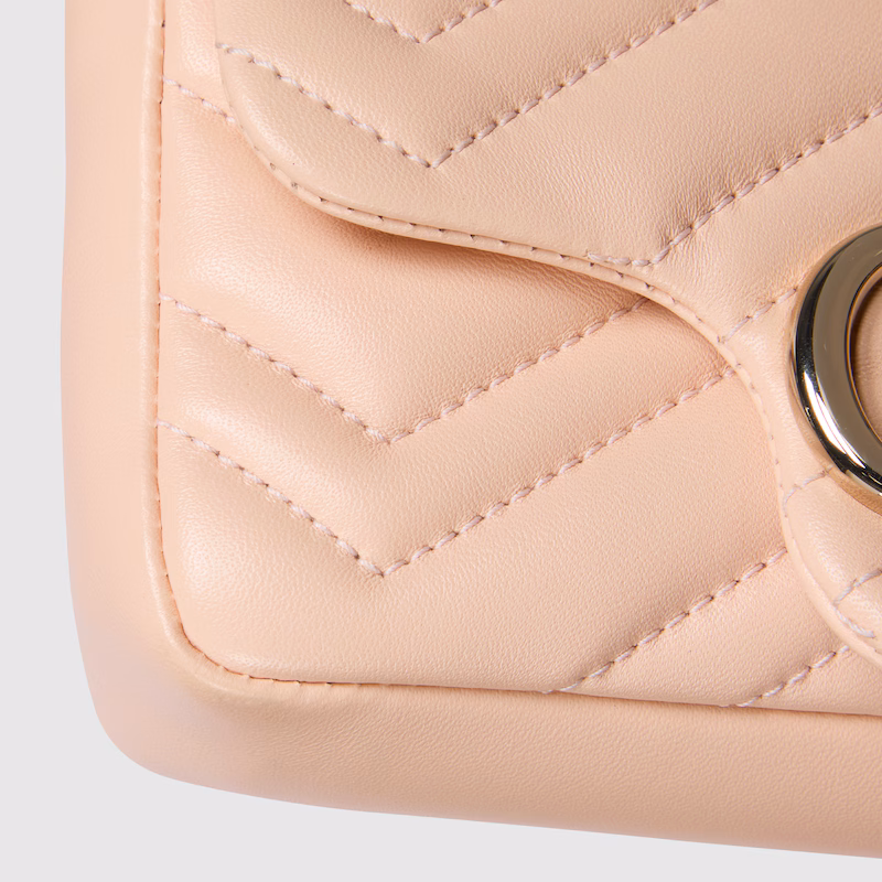 MINI SAC À BANDOULIÈRE GG MARMONT Style - luxuryevafr