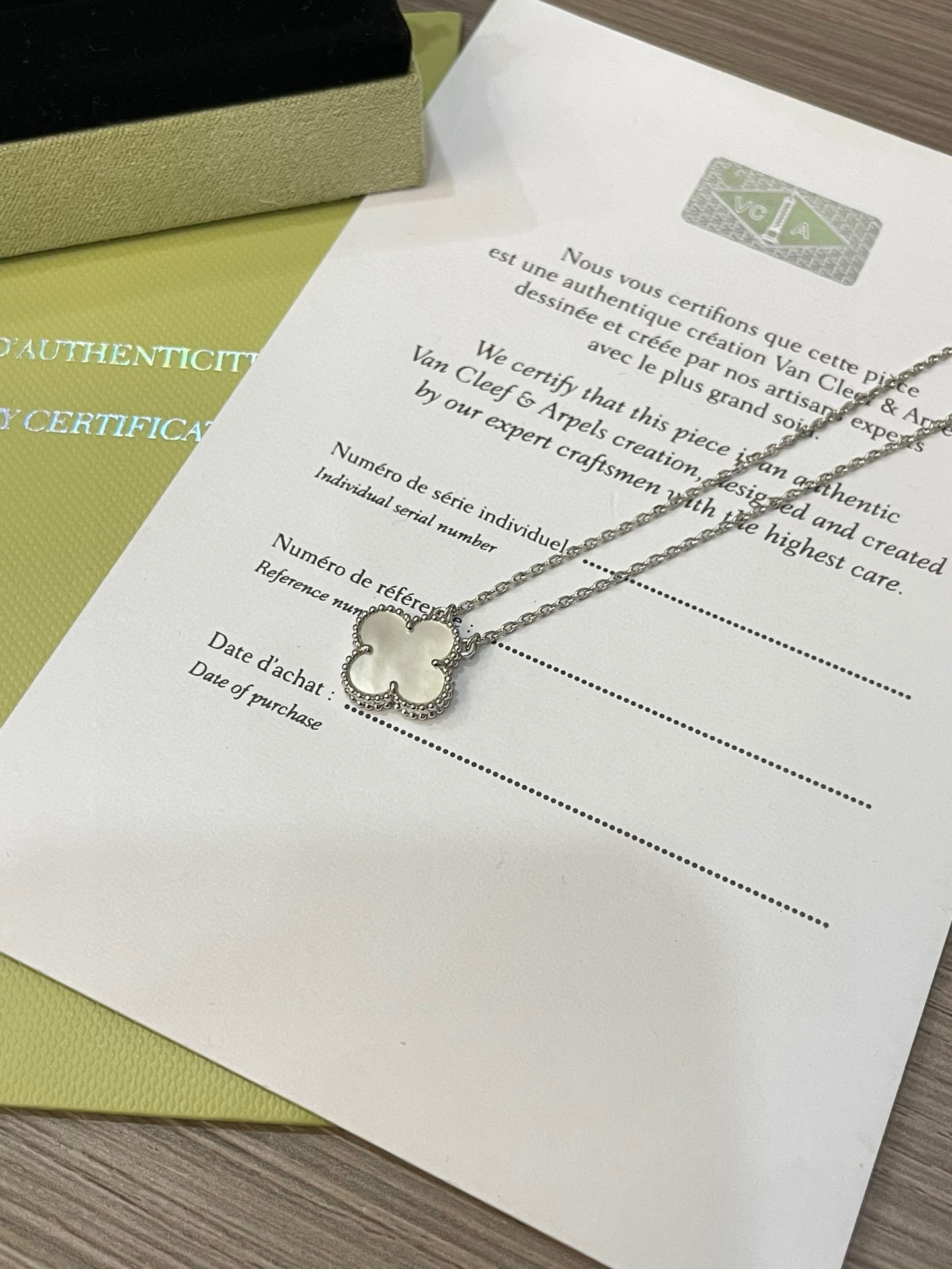 Van Cleef & Arpels Ensemble de bijoux trèfle - luxuryevafr