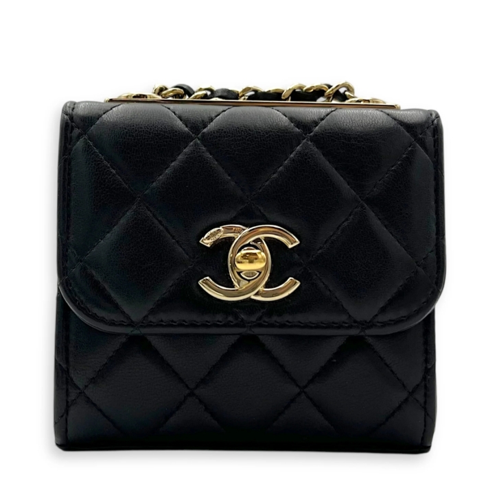 Sac bandoulière Chanel CC noir en cuir d'agneau, finitions dorées - luxuryevafr