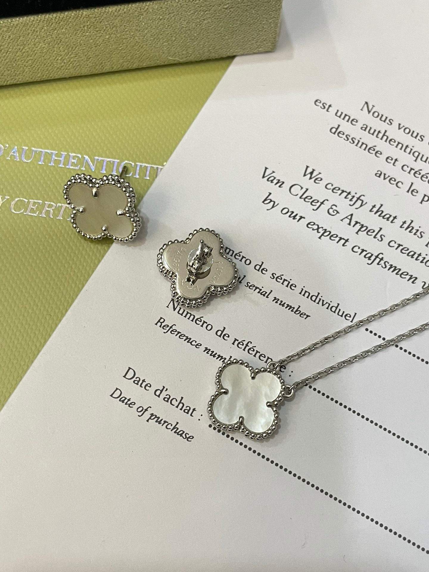 Van Cleef & Arpels Ensemble de bijoux trèfle - luxuryevafr