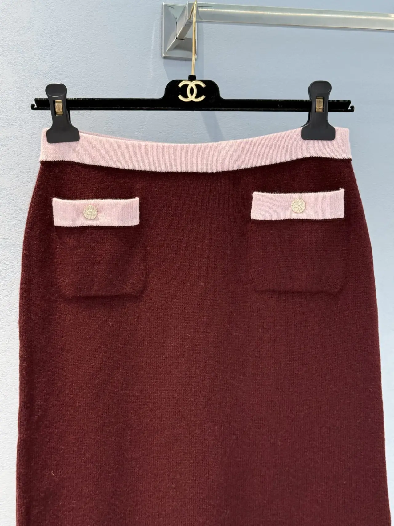 CHANEL 25A Métiers d'Art Exclusive Collection Skirt - luxuryevafr
