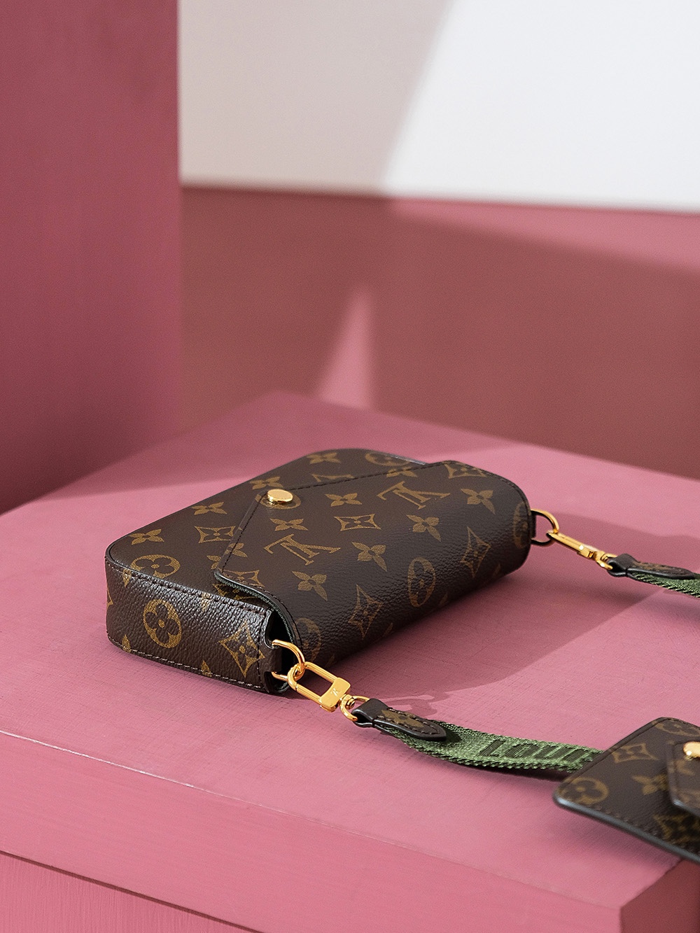 Louis Vuitton Sarah — Portefeuille Monogram Intemporel - luxuryevafr