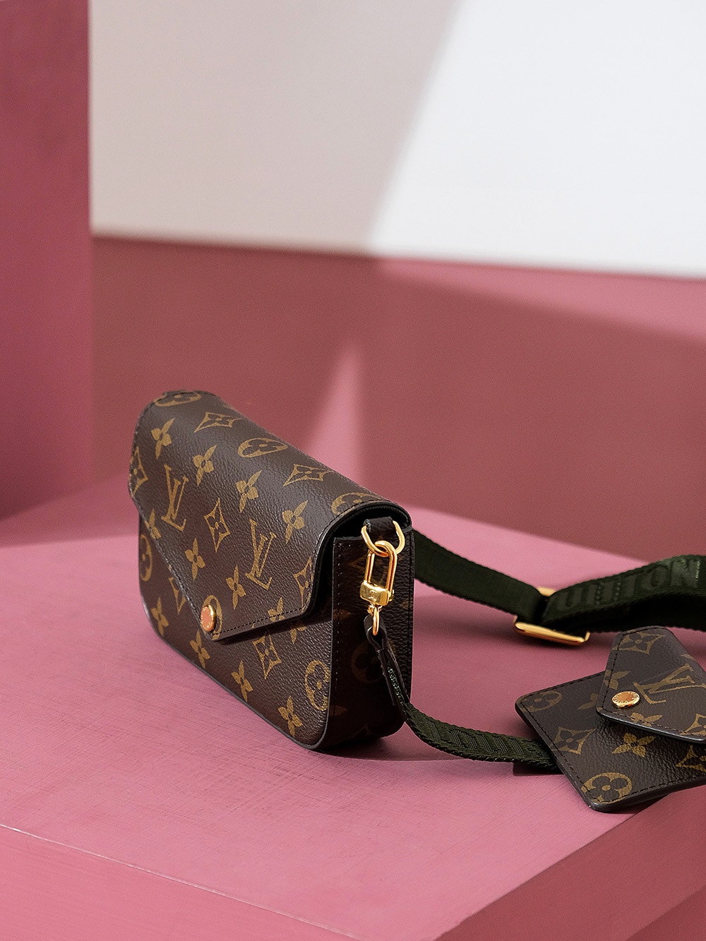 Louis Vuitton Sarah — Portefeuille Monogram Intemporel - luxuryevafr