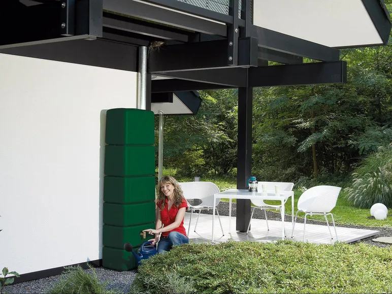 4rain Regentonne »SLIM«, 650 Liter Volumen, inklusive Auslaufhahn und Windsicherung