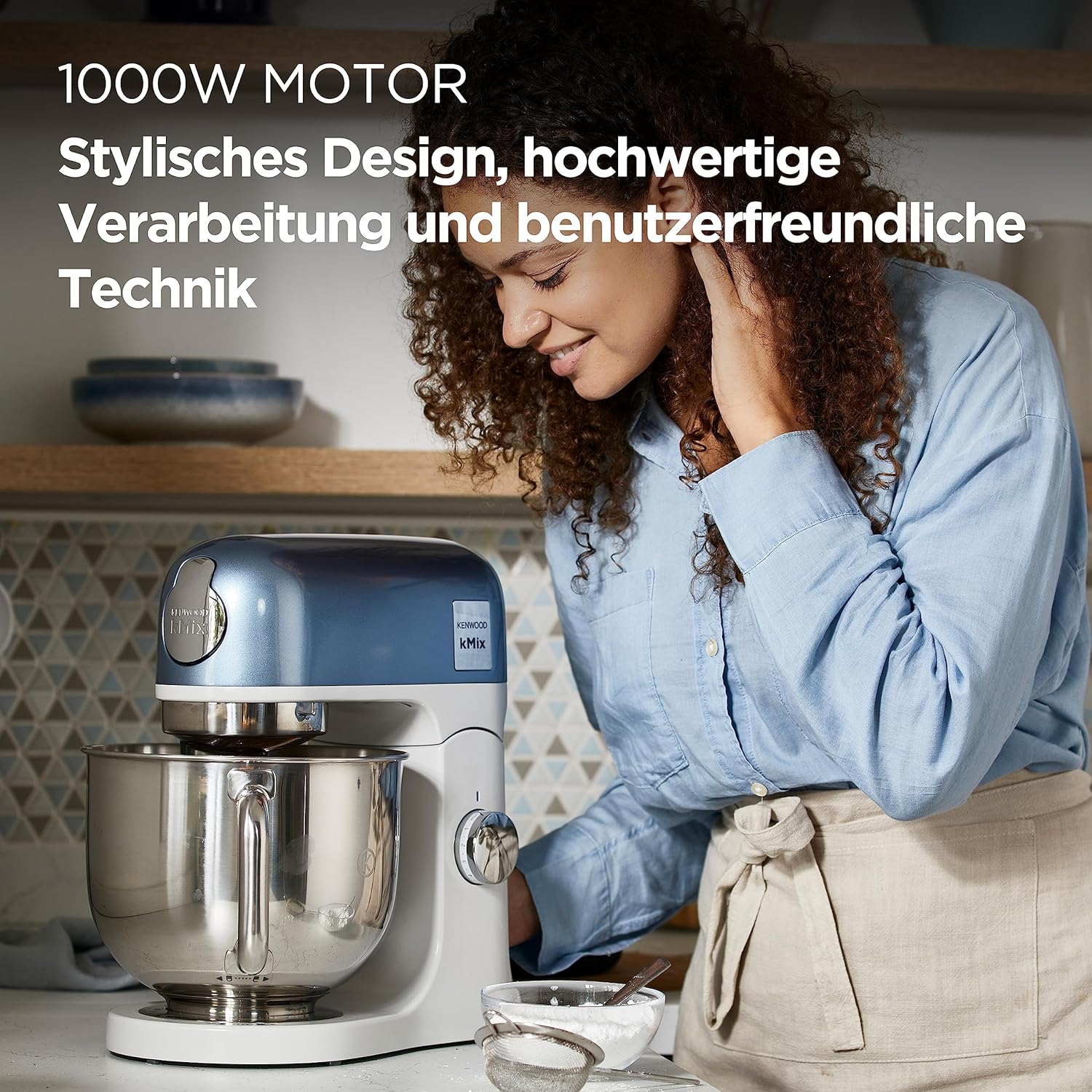 Kenwood kMix KMX750RD Küchenmaschine, 5 l Edelstahl Schüssel, Safe-Use-Sicherheitssystem, Metallgehuse, 1000 Watt, inkl. 3-Teiligem Patisserie-Set und Spritzschutz, Rot