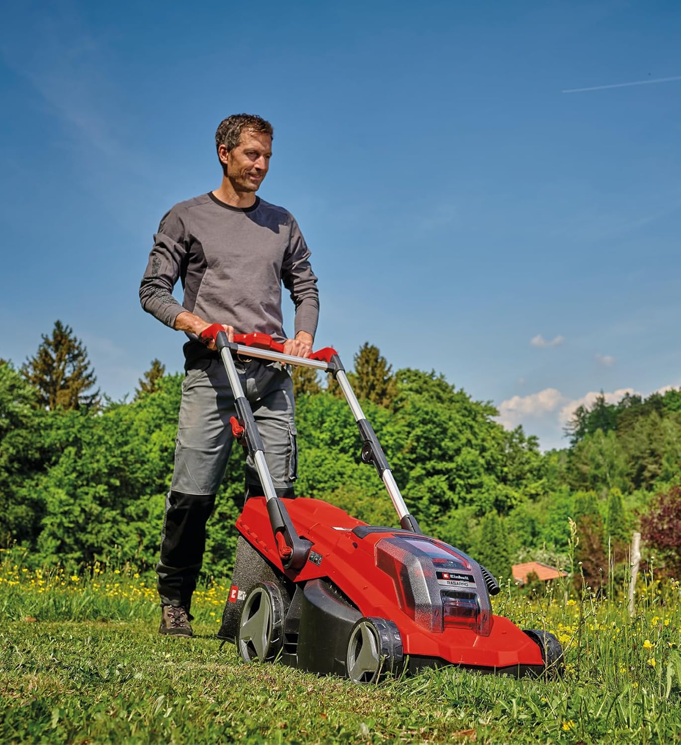 Einhell Akku-Rasenmäher RASARRO 36/42 Kit Power X-Change (36V, 42 cm Schnittbreite, bis 725 m², Brushless, 50L Fangkorb, Mulchfunktion, inkl. 2x 5,2Ah + 1x Twincharger)