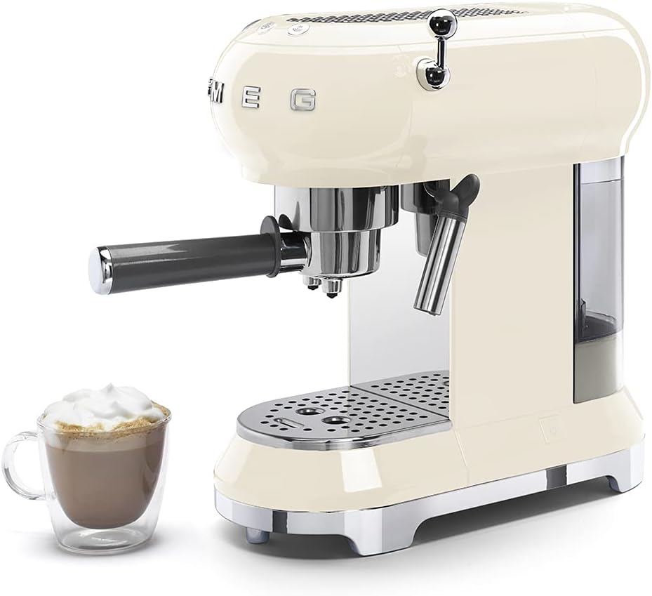 Smeg, ECF01WHEU Manual Espresso -Maschine, Cappuccino -System, Thermoblock, große Tassengehäuse und Doppelkaffeefunktion, 1 l Wassertank, kompakte Abmessungen, 1350W, Weiß